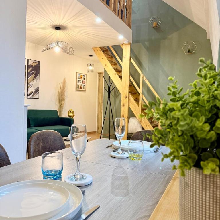 Seaside Delta - One-Bedroom Apartment - 21