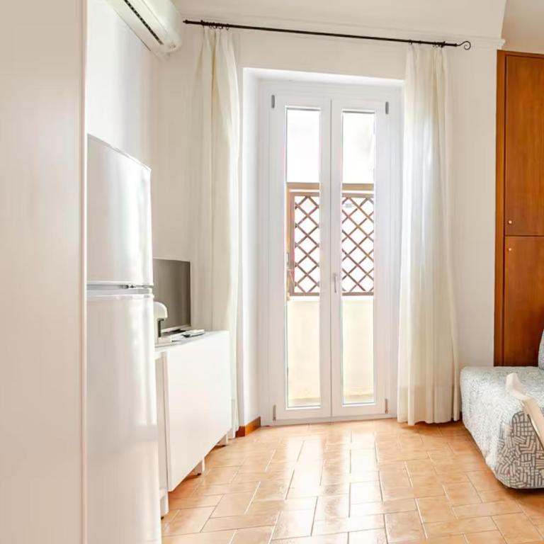 2 Bedroom Apartment for 4 Quiet Tram 8 to Trastevere Vatican - Appartamento con 2 Camere da Letto - 1