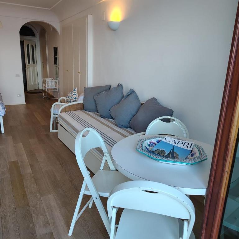 Casa vista Faraglioni Capri 2 - Appartamento con 1 Camera da Letto e Vista Mare - 9