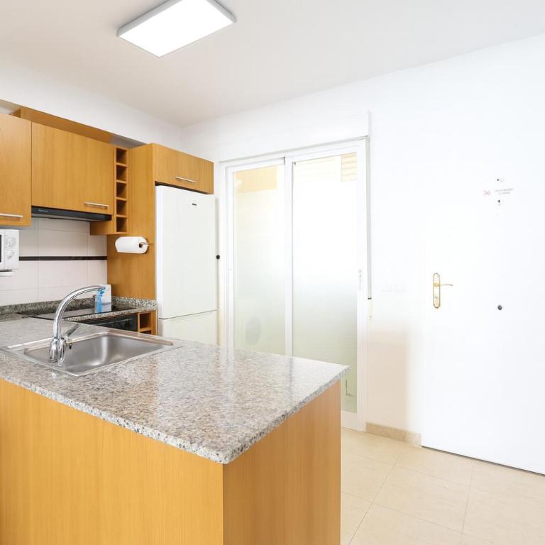 Tu refugio en Canet, piscina, parking y playa - Appartement 2 Chambres - 10