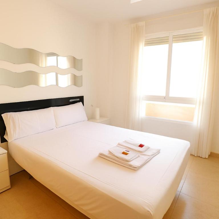 Tu refugio en Canet, piscina, parking y playa - Appartement 2 Chambres - 13
