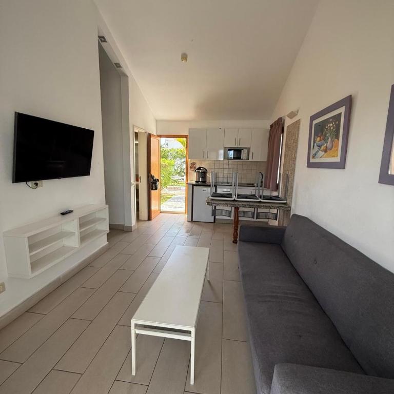 Secret Bungalow, Los Arcos - One-Bedroom Apartment - 8