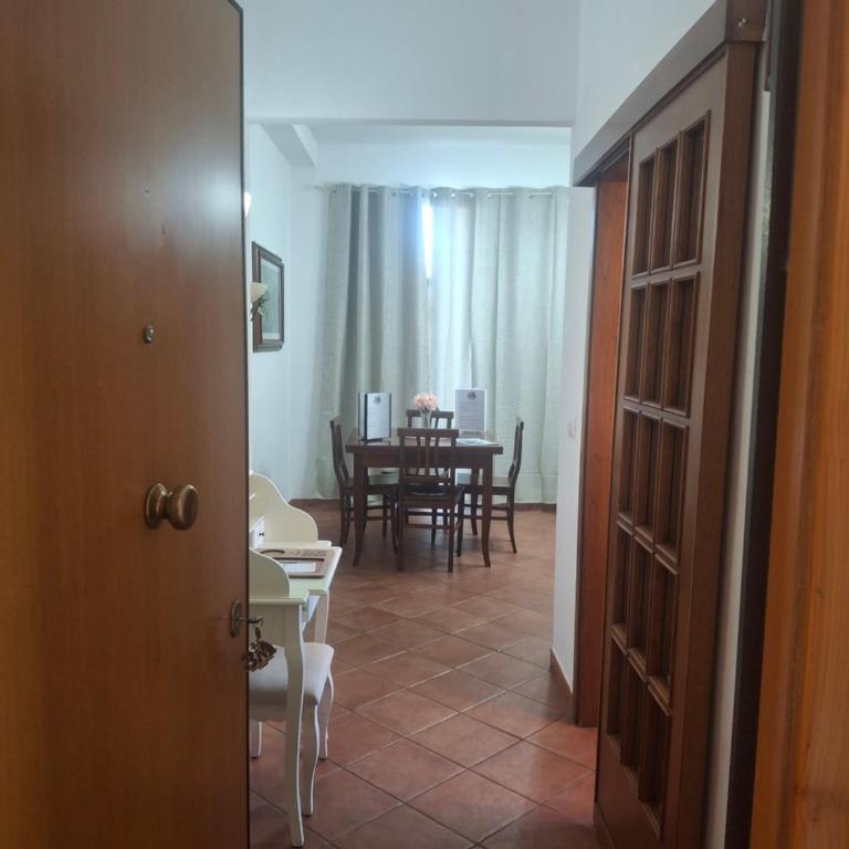 3M Locazione Turistica Livorno - Appartamento con 2 Camere da Letto e Balcone - 2