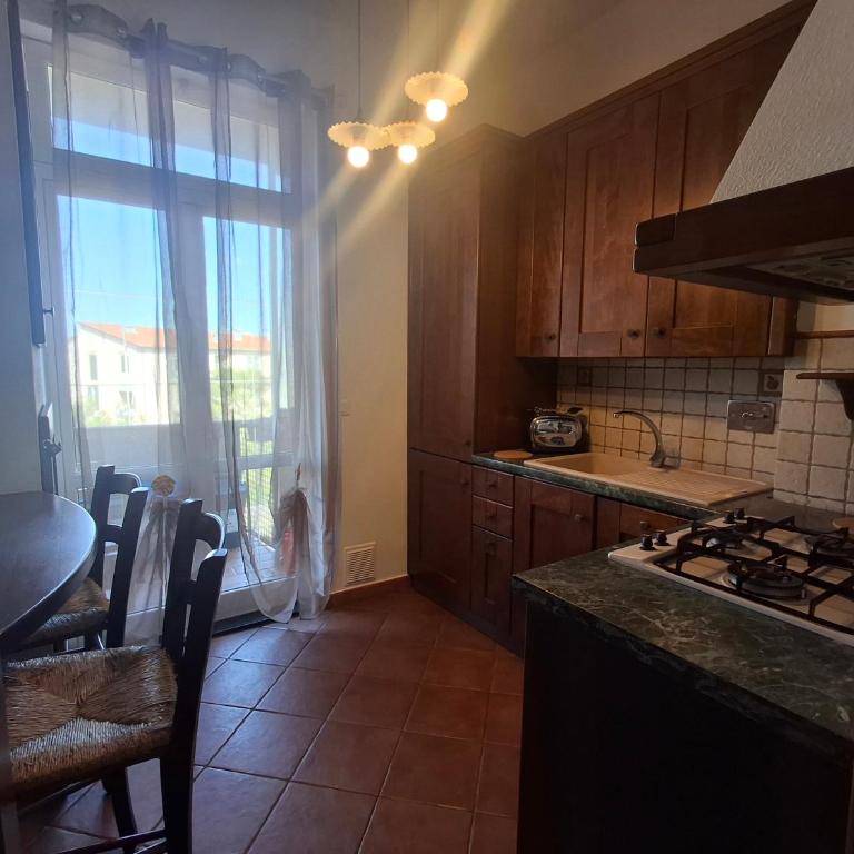 3M Locazione Turistica Livorno - Appartamento con 2 Camere da Letto e Balcone - 4