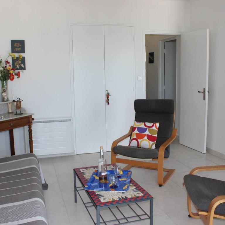 Lumineux T2 proche plage, commerces dans résidence avec ascenseur-5FL87 - Appartamento con Vista Mare - 3
