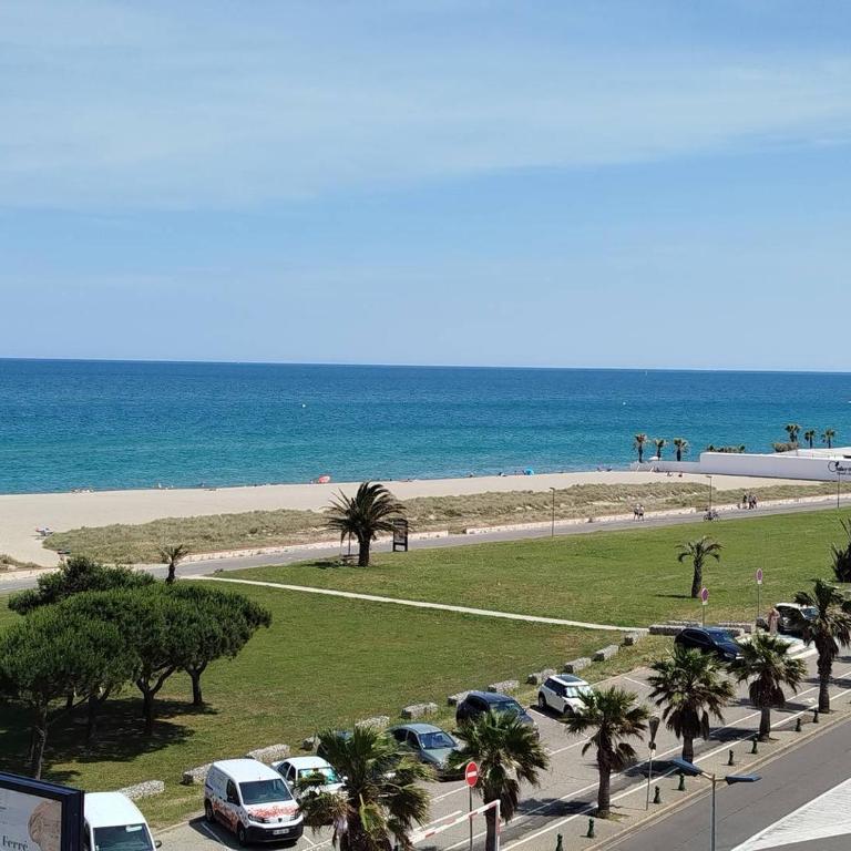 Lumineux T2 proche plage, commerces dans résidence avec ascenseur-5FL87 - Appartamento con Vista Mare - 4