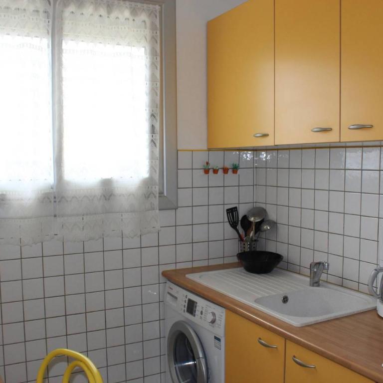 Lumineux T2 proche plage, commerces dans résidence avec ascenseur-5FL87 - Appartamento con Vista Mare - 16
