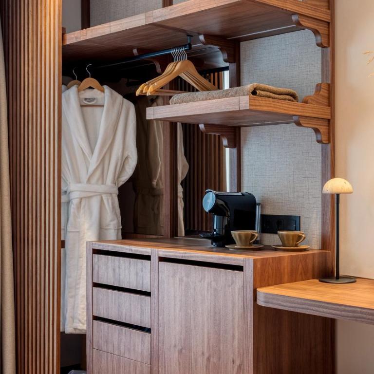 Hotel Indigo Gandia Beach by IHG - Habitación Premium con cama extragrande - 6