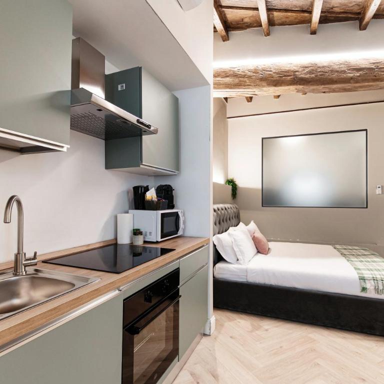 Vertical Garden Studio by Quokka 360 - Modern Studio in Como Downtown - Monolocale King - 7