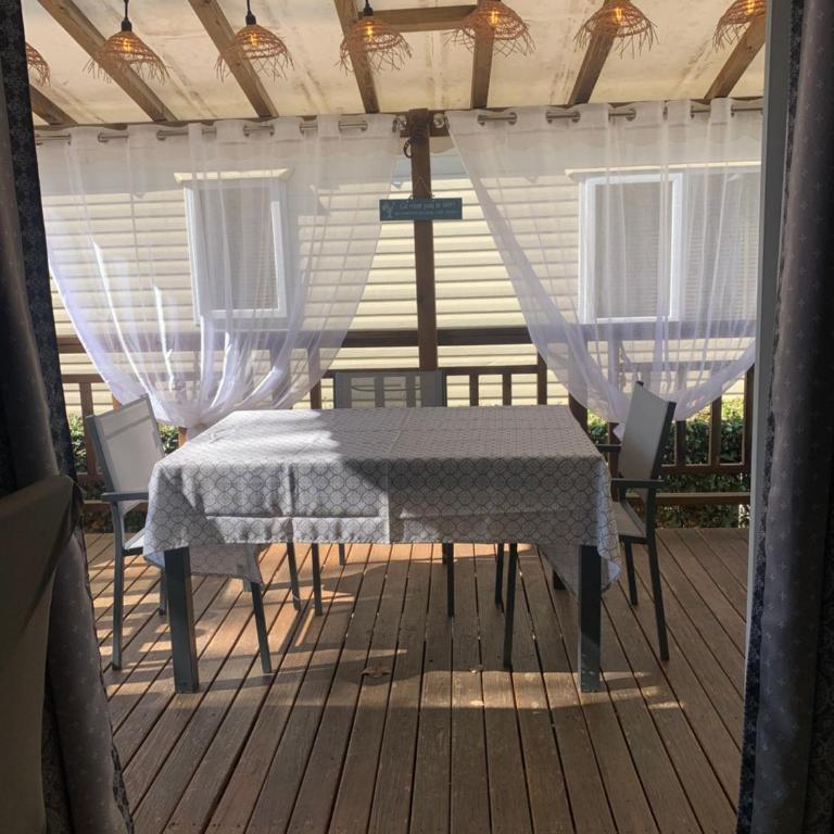 Au Petit Bonheur - Mobile Home - 1