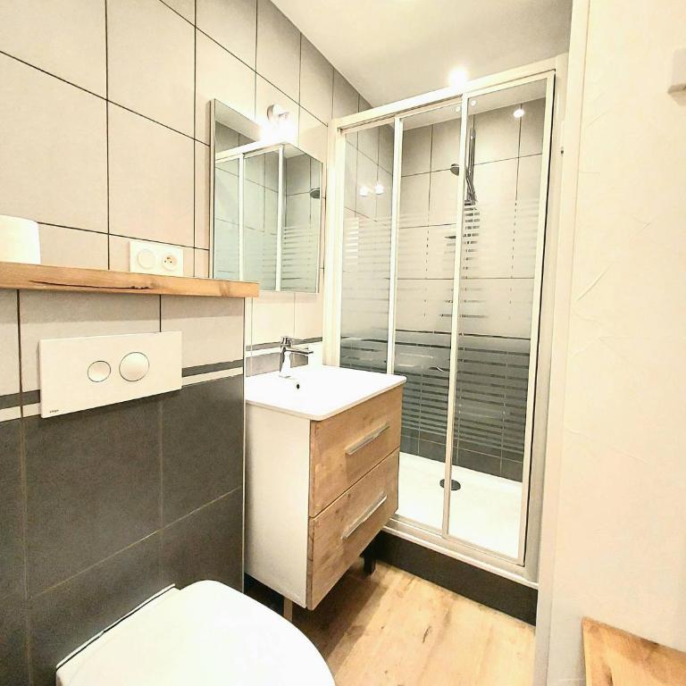 Studio-cabine rénové, balcon sud, pieds des pistes, 4 pers, Plagne Villages - Studio - 12