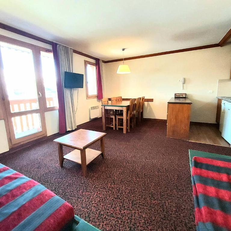 Appartement 3 pièces, accès skis aux pieds, 7 pers, Plagne Soleil - Appartement 2 Chambres - 7