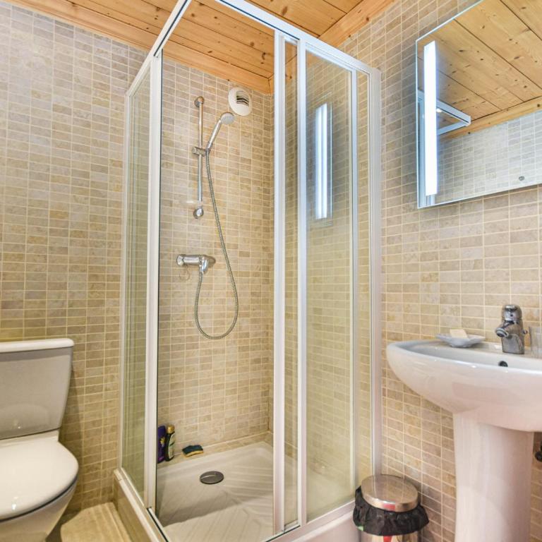 Spacieux T4 proche des pistes avec terrasse et parking - 6-8 pers. - FR-1-685-22 - Apartamento - 12