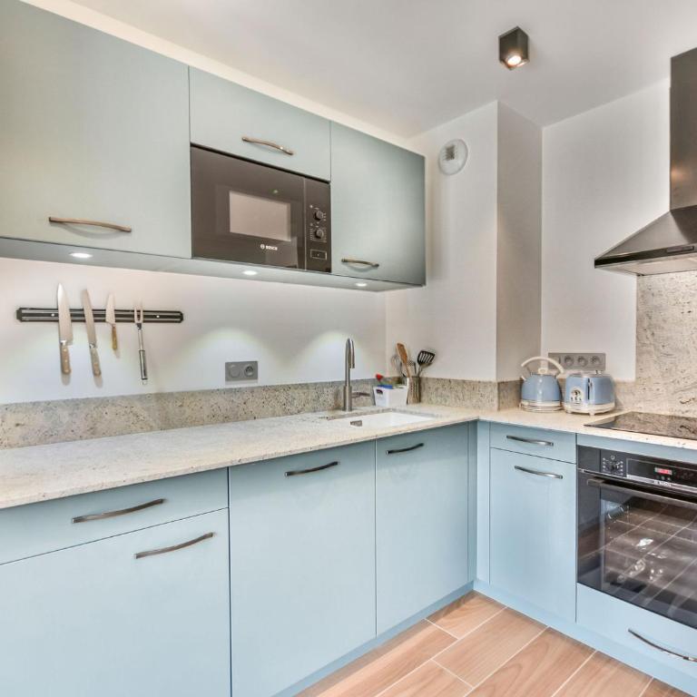 Le Génépi - Superbe T2 cabine 4-6 pers, neuf, à 50m des pistes, avec balcon, garage et WiFi - FR-1-685-67 - Appartamento - 10