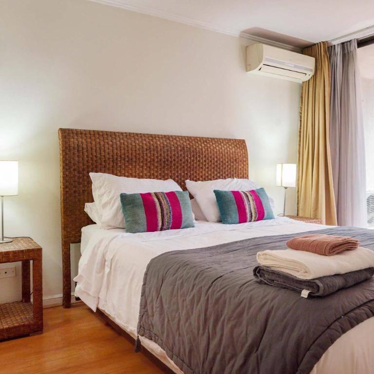 1BR in Las Condes Pool Access Near MUT - Apartment - 1