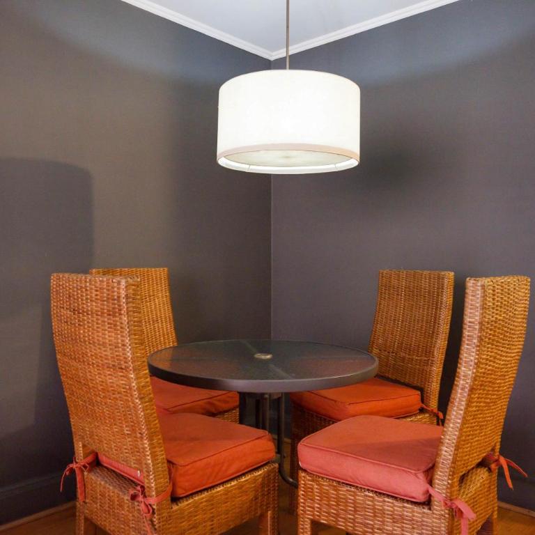 1BR in Las Condes Pool Access Near MUT - Apartment - 23