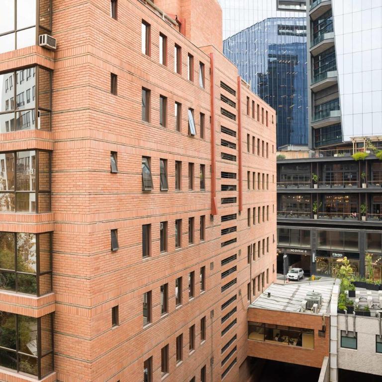 1BR in Las Condes Pool Access Near MUT - Apartment - 25