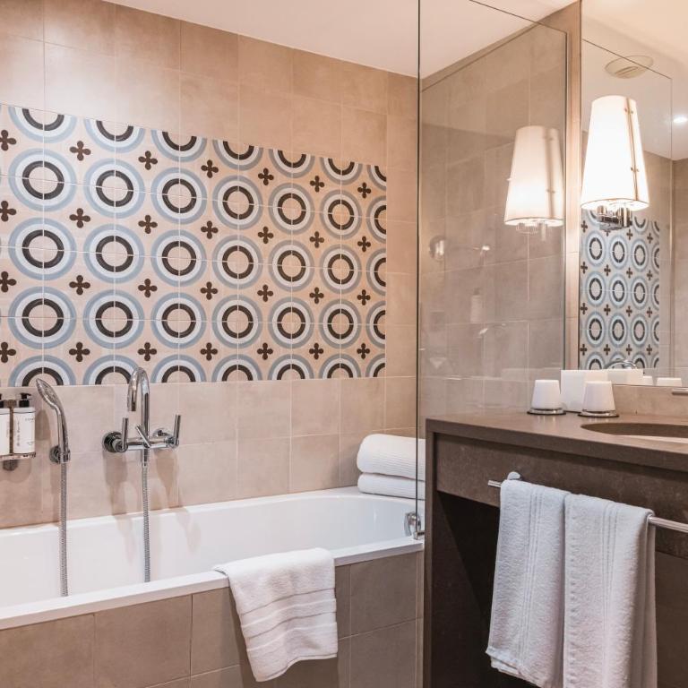 Cour du Corbeau Hotel Strasbourg - MGallery Collection - Chambre Prestige avec Lit Queen-Size ou Lits Jumeaux - 5