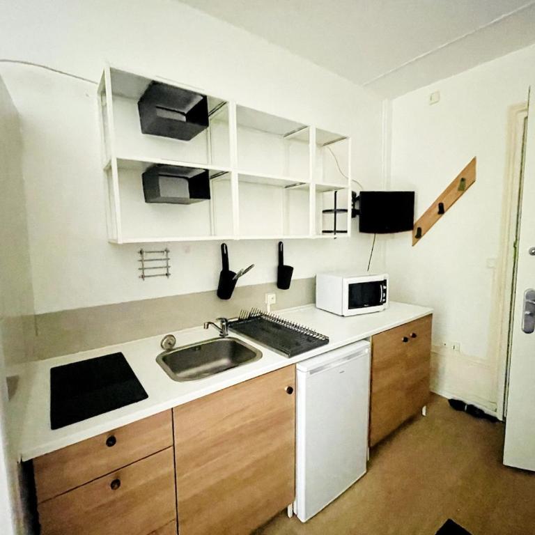 Small studio in an old palace in Aix-les-Bains - Apartment mit 1 Schlafzimmer - 3