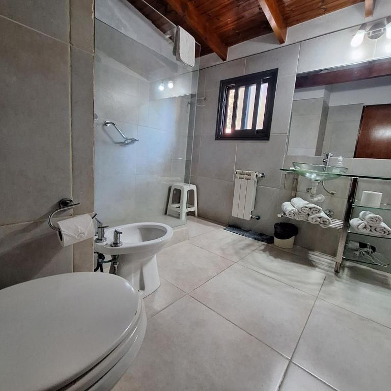 Hostal La Merced - Habitación Cuádruple - vistas al jardín - 5