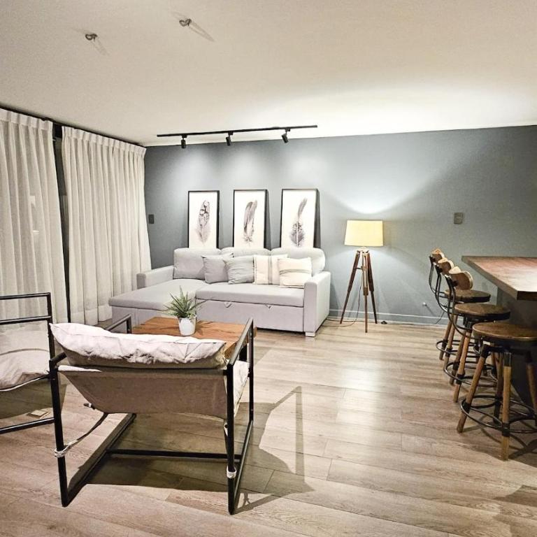 Descanso en el corazón de El Golf - Two-Bedroom Apartment - 5