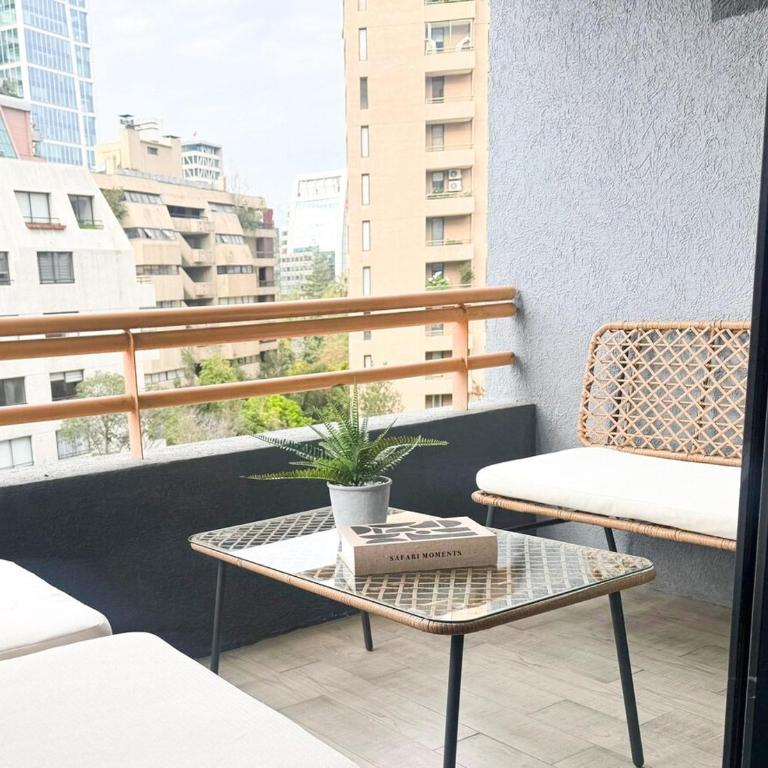 Descanso en el corazón de El Golf - Two-Bedroom Apartment - 17