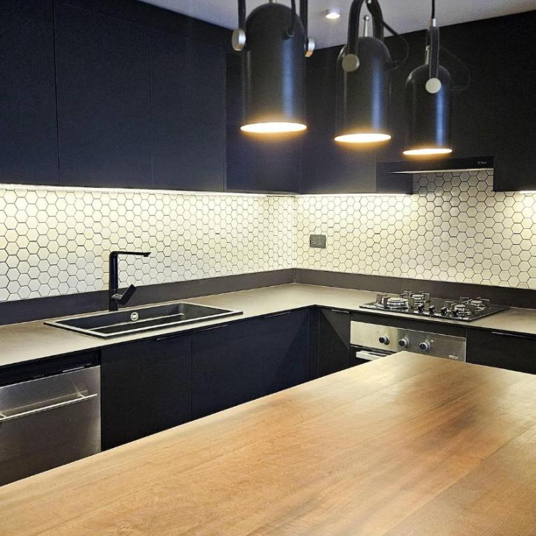 Descanso en el corazón de El Golf - Two-Bedroom Apartment - 26