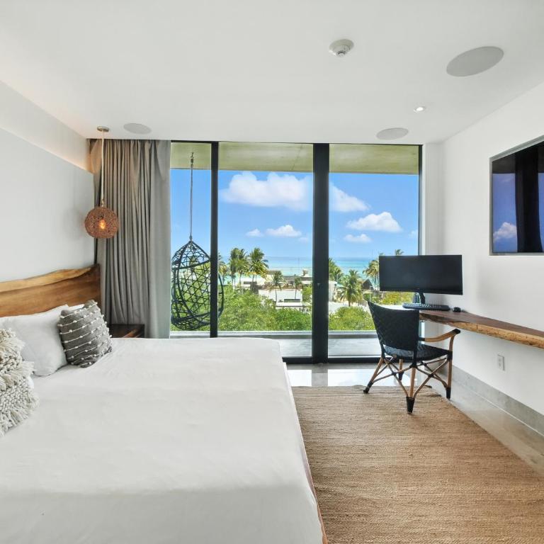 Oceana Residences - Two-Bedroom Apartment with Balcony and Sea View - 1