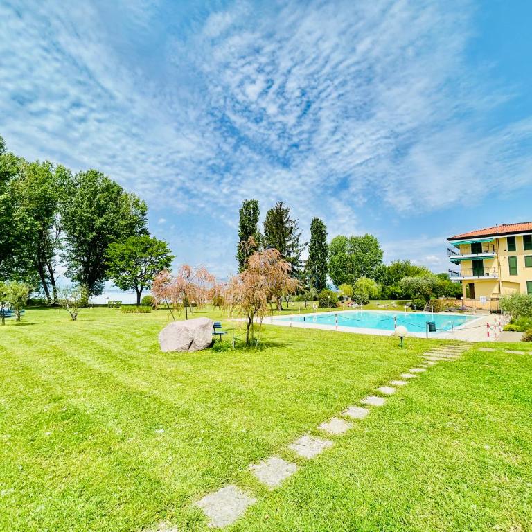 Lisbona Apartment - Terrazza Vista Lago a Sirmione - Appartamento Monolocale - 6