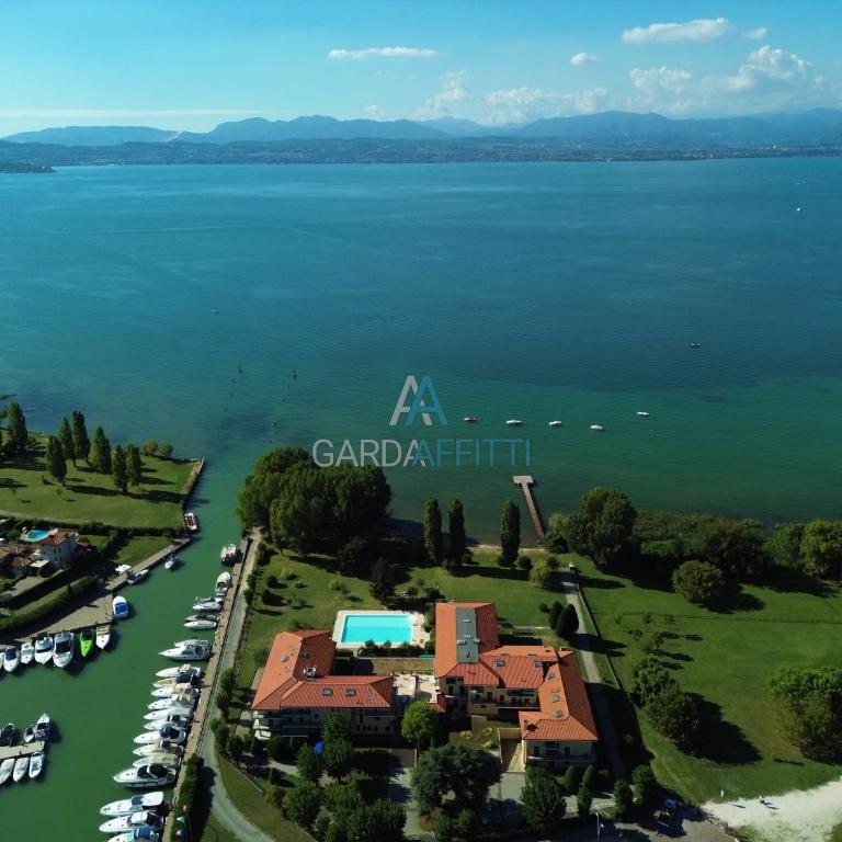 Lisbona Apartment - Terrazza Vista Lago a Sirmione - Appartamento Monolocale - 35