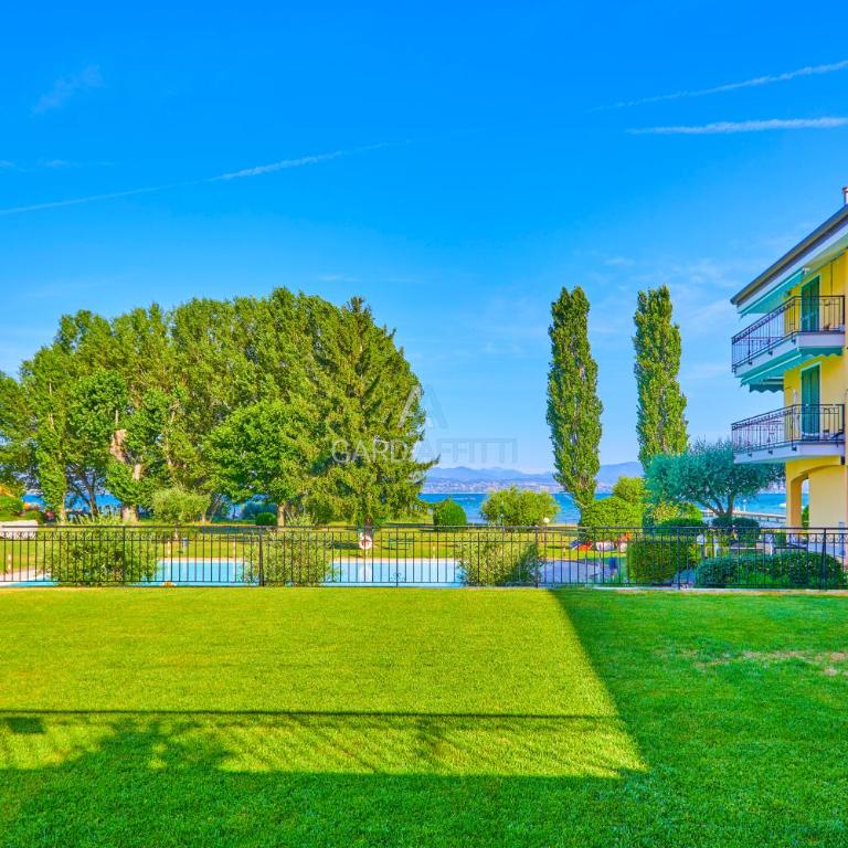 Lisbona Apartment - Terrazza Vista Lago a Sirmione - Appartamento Monolocale - 27