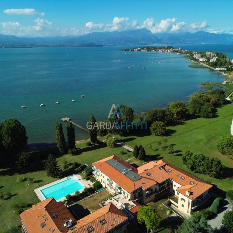Lisbona Apartment - Terrazza Vista Lago a Sirmione - Appartamento Monolocale - 2