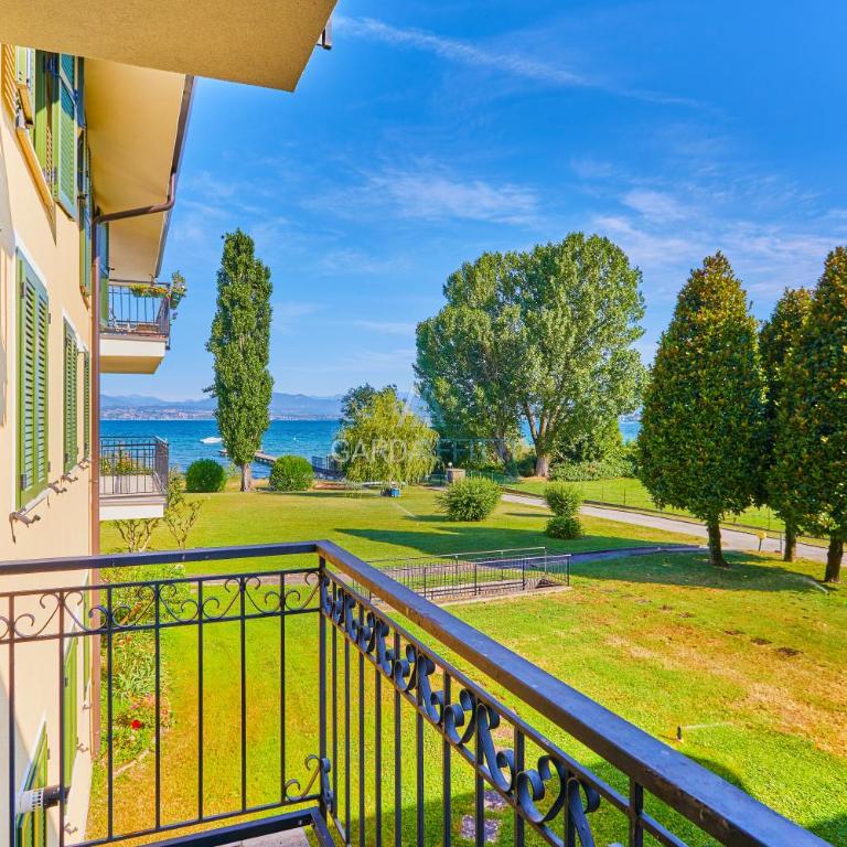 Lisbona Apartment - Terrazza Vista Lago a Sirmione - Appartamento Monolocale - 15