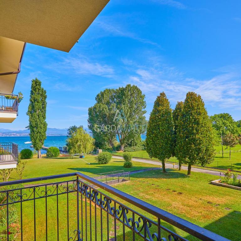 Lisbona Apartment - Terrazza Vista Lago a Sirmione - Appartamento Monolocale - 16