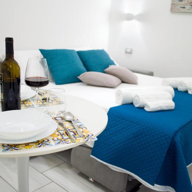 LUNA Room - Camera Matrimoniale con Bagno Privato - 1