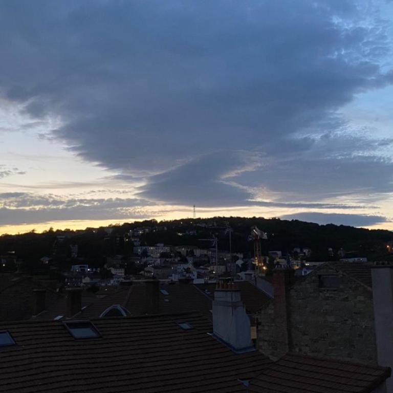 Le Rooftop Loft premium 3 chambres avec terrasse & parking en centre-ville de Saint-Étienne - Premium Apartment mit 3 Schlafzimmern - 11