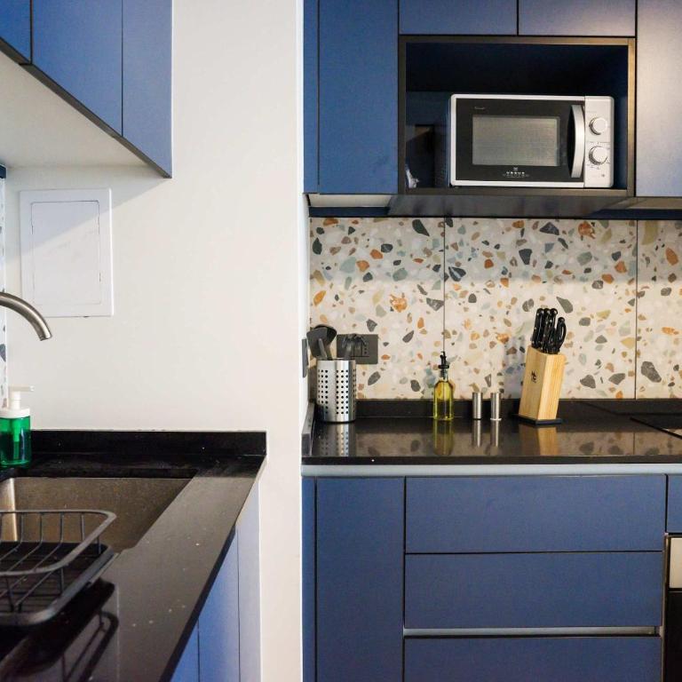Elegant 1BR Retreat for 3 in Vibrant Las Condes - Apartment - 16