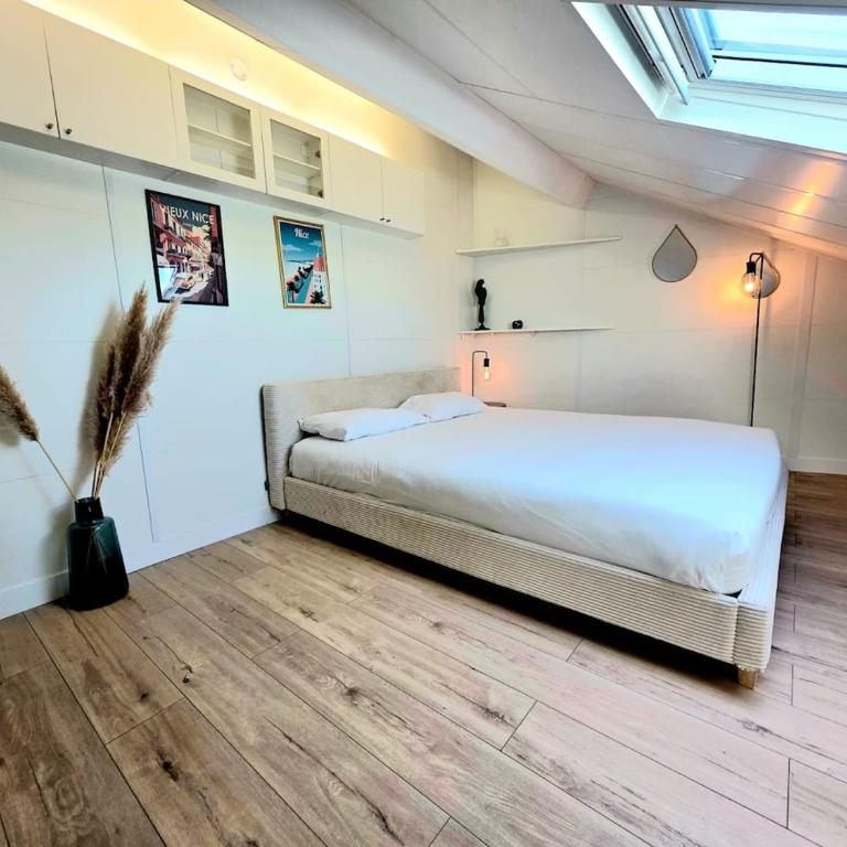 Mansarde Lumineuse - Nice Gare 2 pers - Appartement 1 Chambre - 8