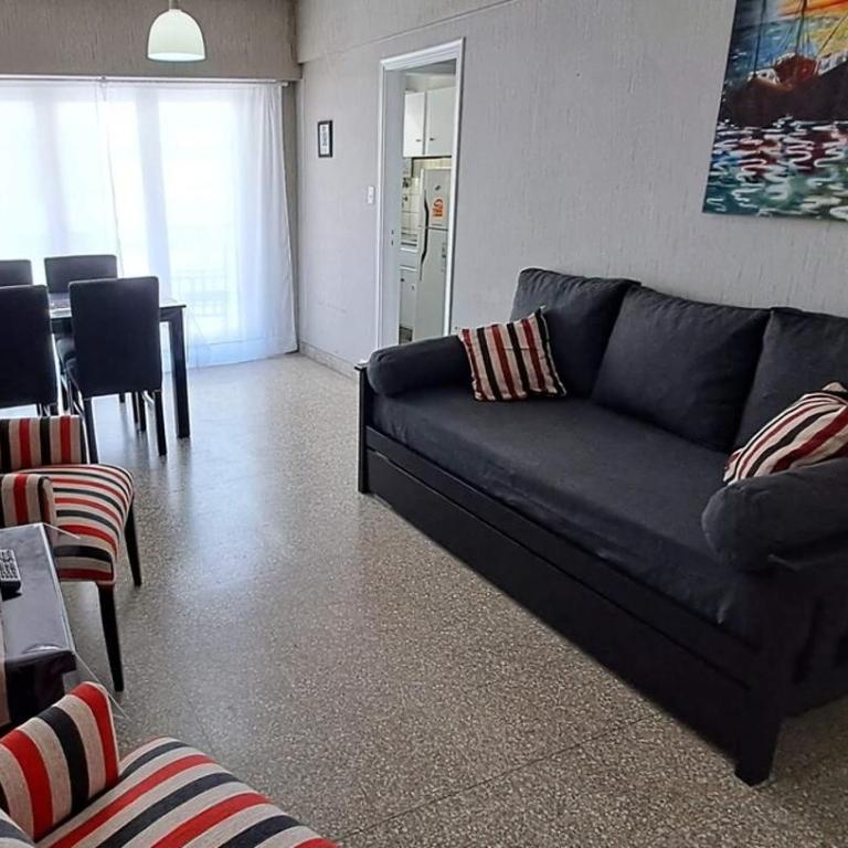 2 ambientes muy luminoso zona Playa-Aldrey-Casino - One-Bedroom Apartment - 2
