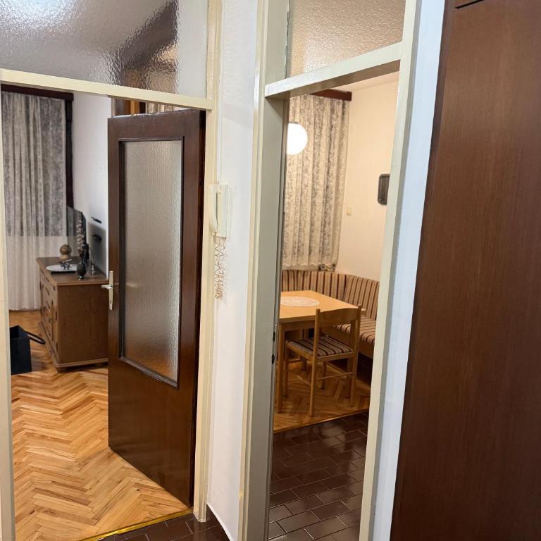 Studio 50 - Apartman sa 1 Spavaćom Sobom - 3