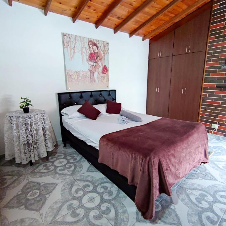 Acogedor apartamento cerca al tranvía 301 - Two-Bedroom Apartment - 36