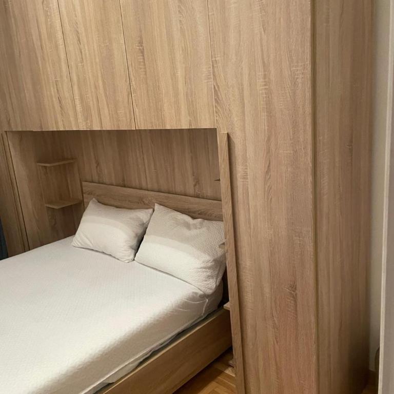 Vista Vittorio Veneto - Two-Bedroom Apartment - 9