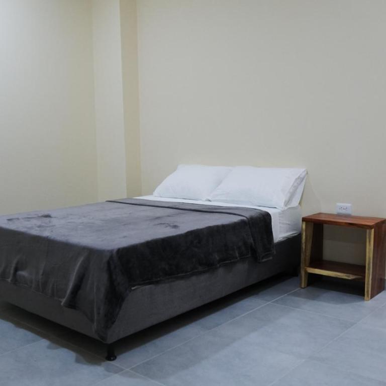 Nómada Private Rooms - Near Santa Marta Center - Double Room (1 Adult + 1 Child) - 6