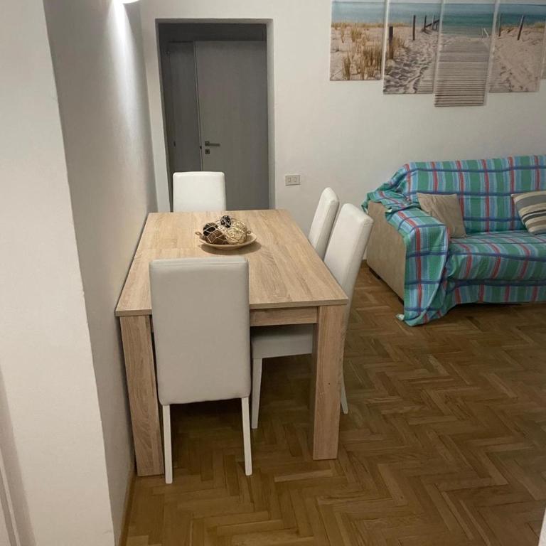 Vista Vittorio Veneto - Two-Bedroom Apartment - 13