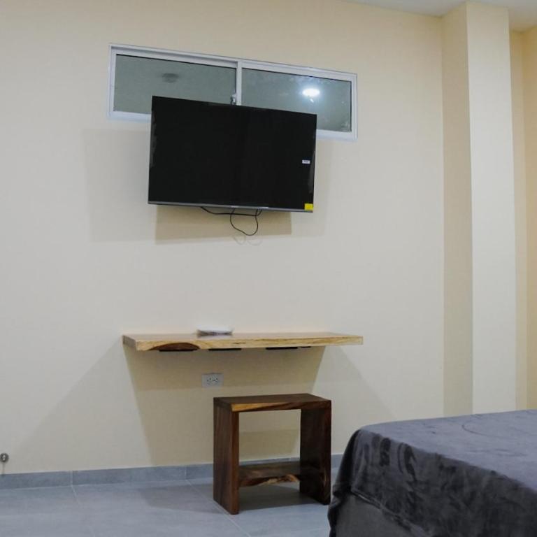 Nómada Private Rooms - Near Santa Marta Center - Double Room (1 Adult + 1 Child) - 5