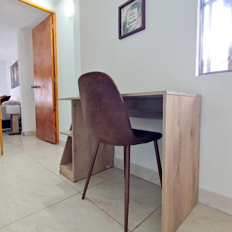 Acogedor apartamento cerca al tranvía 201 - Two-Bedroom Apartment - 45