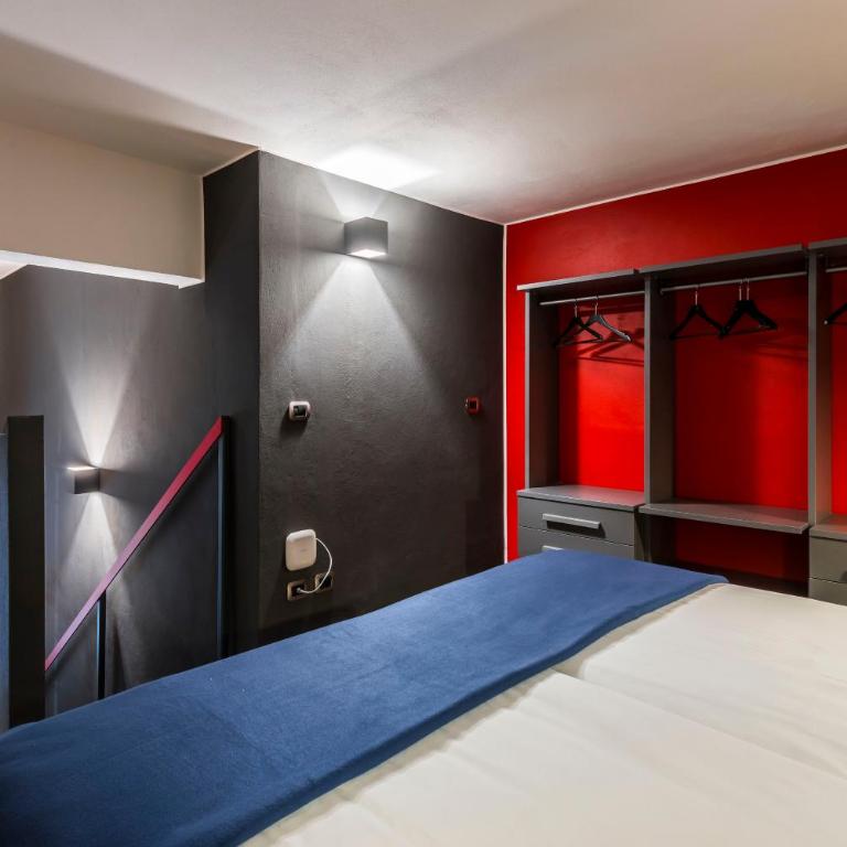 Motor Valley Styled - Luxury Apartments by Design Club Collection - Loft - 7