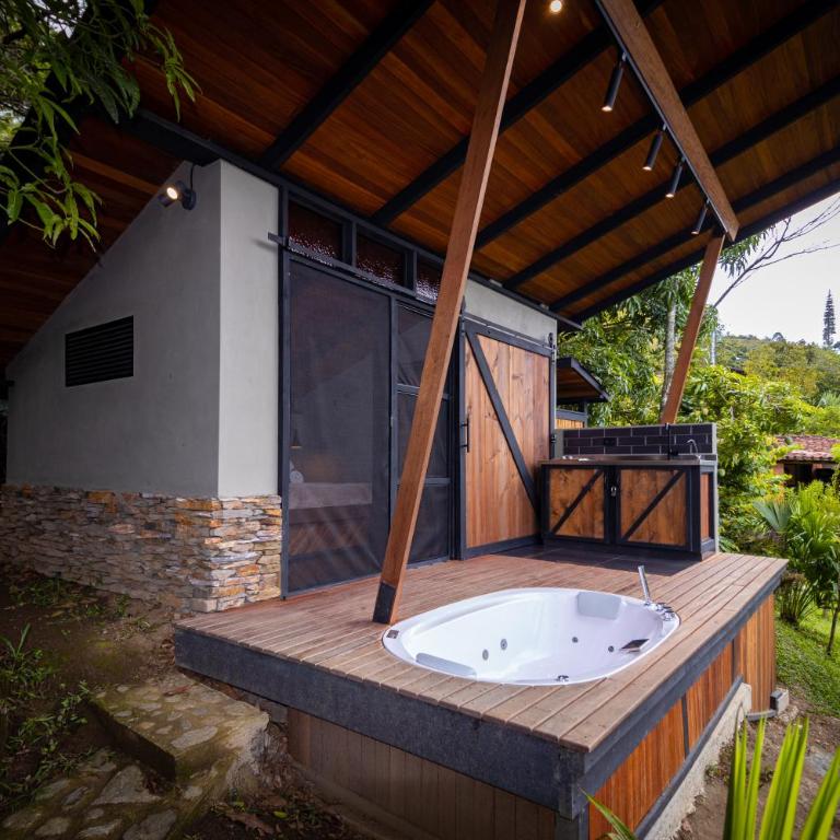 Hermosa Casa y Cabañas en Barbosa, Antioquia - Double Room with Park View - 12