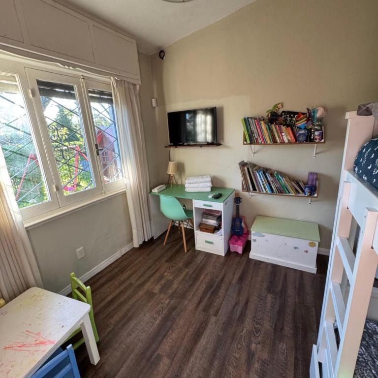 Casa familiar en Carrasco, playa - Three-Bedroom House - 34