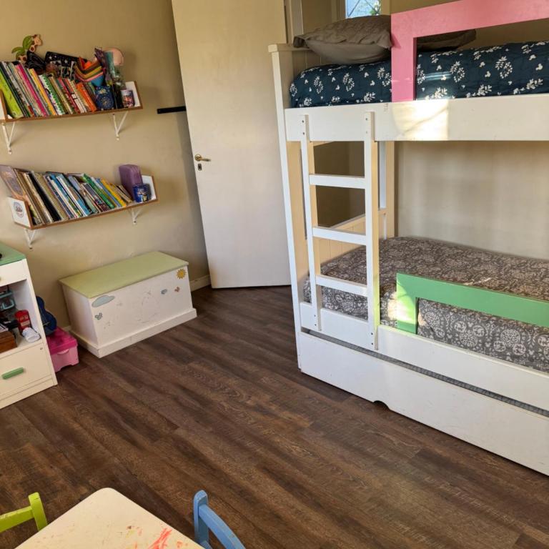 Casa familiar en Carrasco, playa - Three-Bedroom House - 39